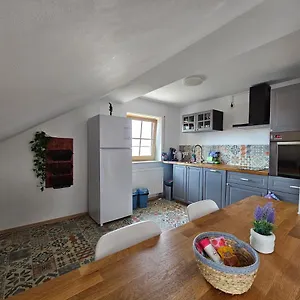 Naehe Chiemsee Apartment